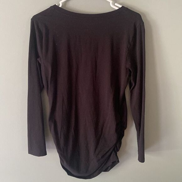 Old Navy Maternity top bundle - Picture 3 of 5